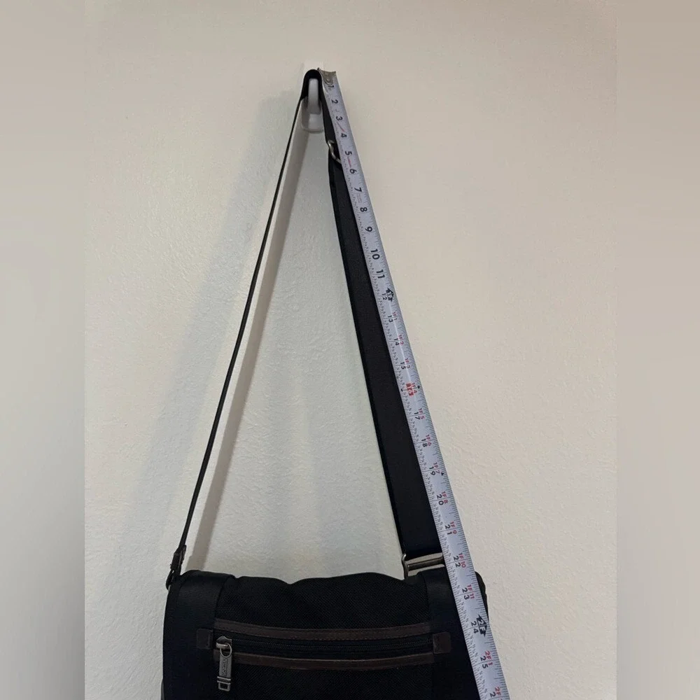 Tumi Crossbody Messenger Bag Small Black Brown Ballistic Nylon Travel (3785)
